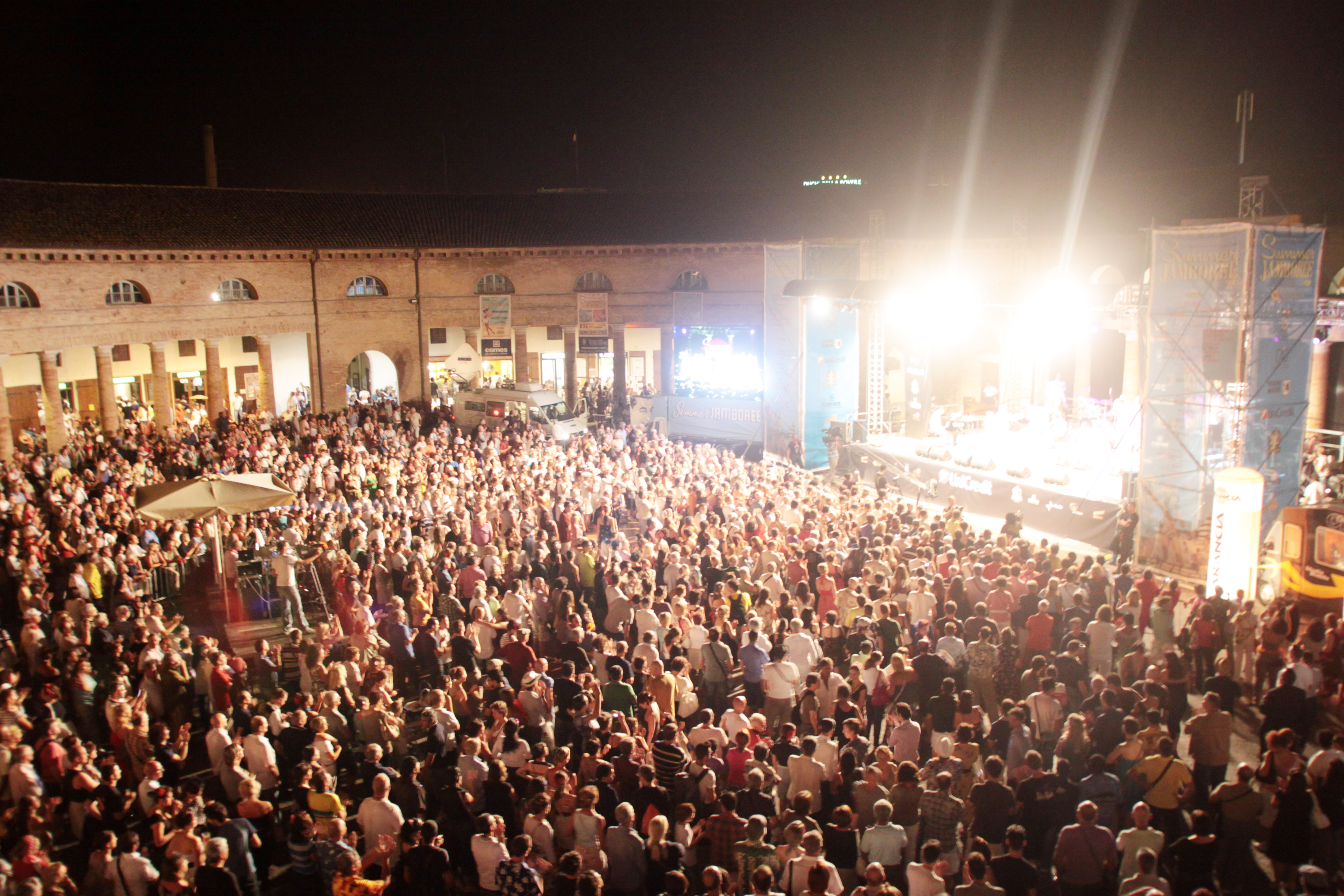 Caterraduno al Foro Annonario Summer Jamboree al Foro Annonario